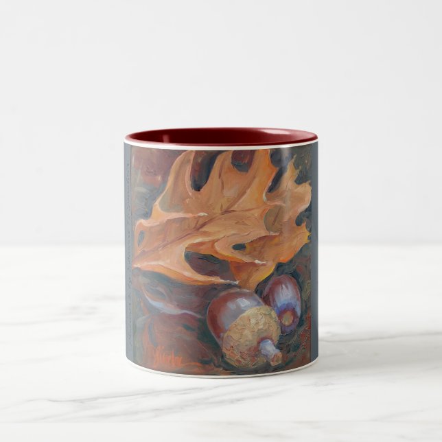 2-tone coffee mug with acorns and leaves (Center)