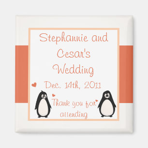2"x2" Announcement Magnet Penguin Love/Hearts