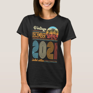 2 Years Old Birthday Vintage December 2021 Girls T-Shirt