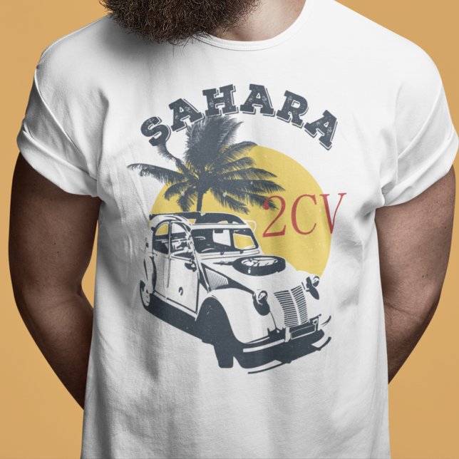 2cv Deux Chevaux Sahara Offroad Oldtimer  T-Shirt (2CV Sahara Clock in White with a Dark Grey Yellow and Red Nature Illustration)