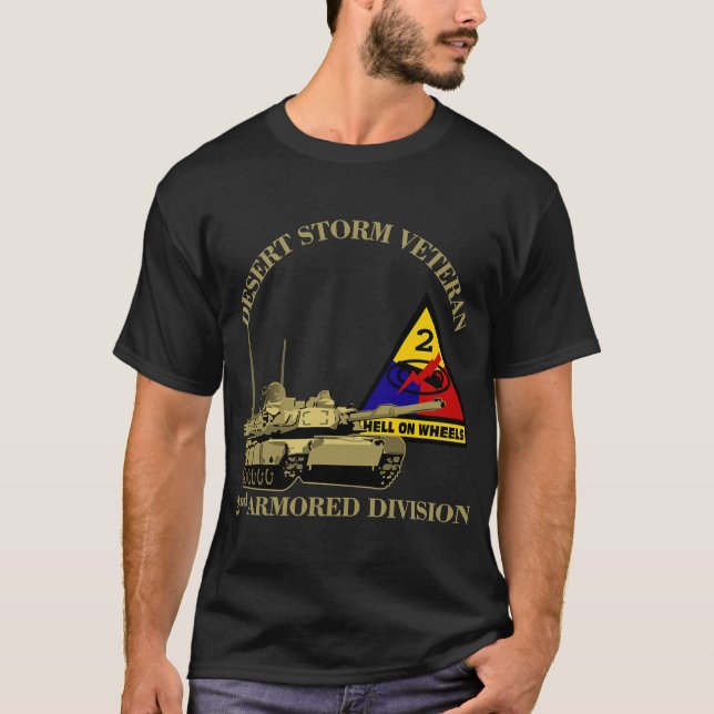 2nd Armoured Division Desert Storm Veteran Veteran T-Shirt (Front)