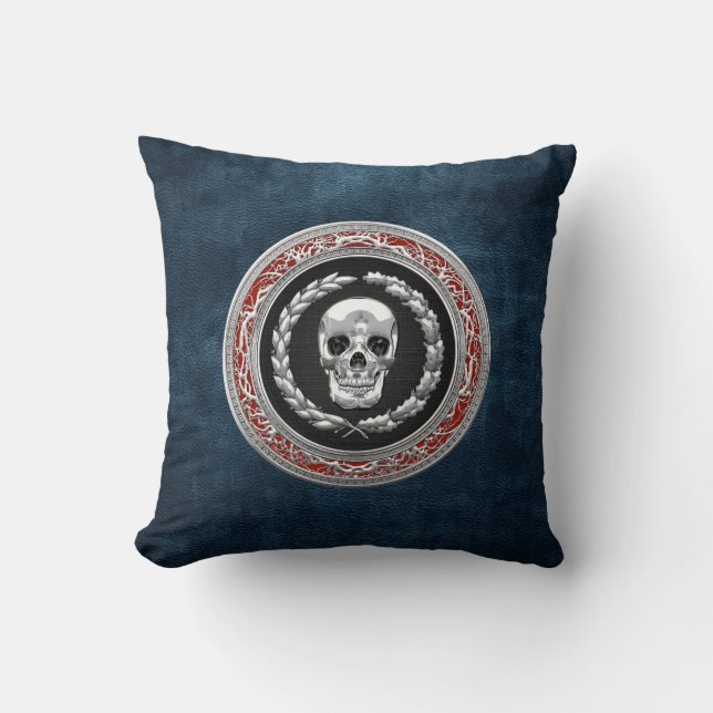 [300] Silver Skull Cushion (Front)