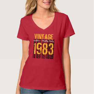 30th Birthday Gift Best 1983 Vintage Red Y040 T-Shirt