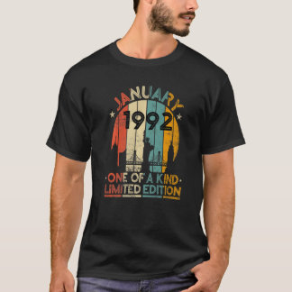 31 Years Old Vintage January 1992 Birthday Men Wom T-Shirt