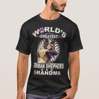32 World's Greatest German Shepherd Grandma German T-Shirt