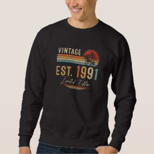 32 Year Old Vintage 1991 32nd Birthday Retro Sweatshirt