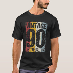 32 Years Old Vintage 1990 32Nd Birthday Decoration T-Shirt