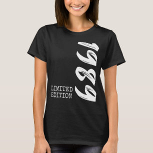 33rd Birthday Ladies Mens 33 Years 1989 Gift 18 T-Shirt