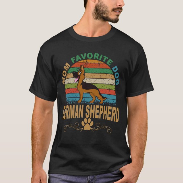 35 Mum Favourite Dog German Shepherd T-Shirt (Front)