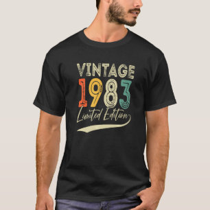 39 Year Old 39th Birthday 1983 Vintage T-Shirt