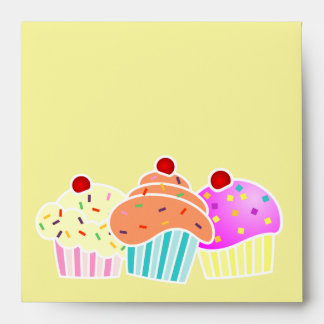 3 Cupcakes Envelope