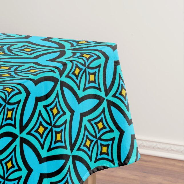 3 Petals Tablecloth (In Situ)