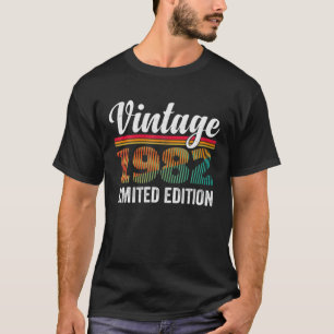 40 Year Old 40Th Birthday Vintage 1982 For Men Wom T-Shirt