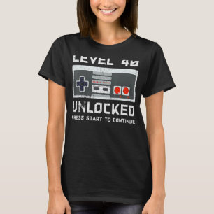 40 Year Old Forty Birthday Level 40 Unlocked Gamer T-Shirt