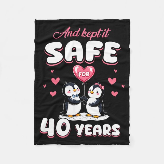 40 Years Wedding Anniversary Penguin Couples Match Fleece Blanket (Front)
