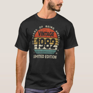 40 Yrs Old  Vintage 1982  40th Birthday T-Shirt