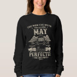 40th Birthday Gifts For Men May 1985 40 Year Old B Sweatshirt<br><div class="desc">40th Birthday Gifts For Men May 1985 40 Year Old Bday</div>