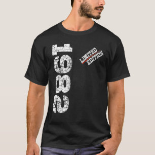 40th Birthday Man Woman Vintage 1982 Birthday 3 T-Shirt