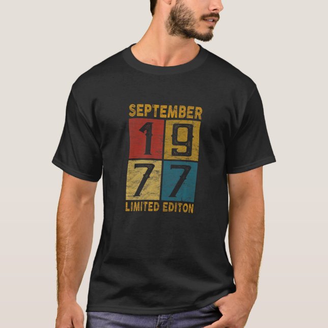 45th Birthday September 1977 Born In 1977 45 Yrs O T-Shirt (Front)