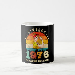46 Year Old 1976 Vintage 46th Birthday Gifts women Coffee Mug