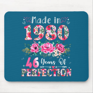 46 Year Old Made In 1980 Floral 46th Birthday Wome Mouse Pad
