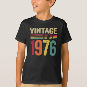46 Years Old Gifts Vintage 1976 46th Birthday gift T-Shirt