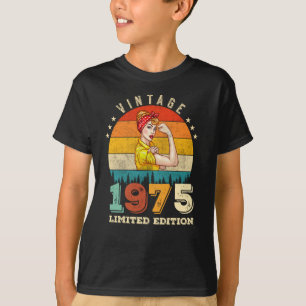 47 Year Old 1975 Vintage 47th Birthday Gifts women T-Shirt