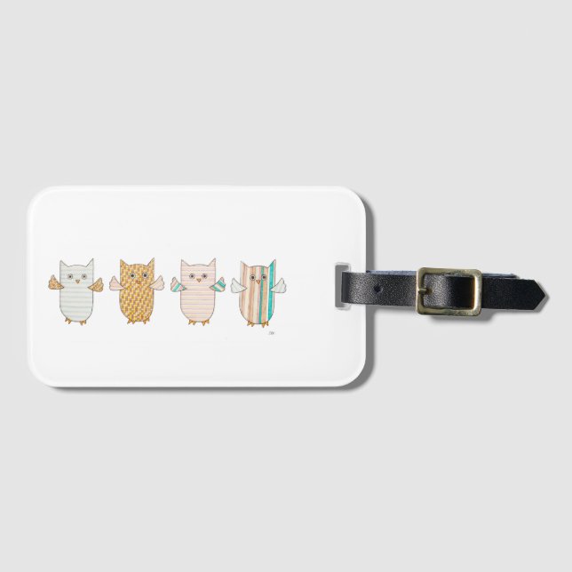 4 Pastel Owls Flying Luggage Tag (Front Horizontal)