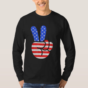 4th Of July Peace Hand Vintage American Flag Patri T-Shirt