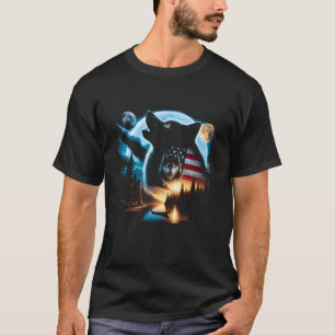 4th of July Wolf Howling Moon American Flag Nature T-Shirt