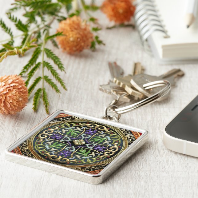 [500] Treasure Trove: Celtic Cross Key Ring (Side)
