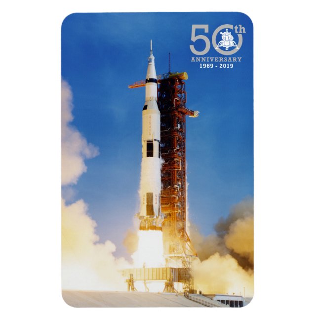50th Anniversary Apollo 11 Moon Landing, Saturn V: Magnet (Vertical)