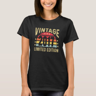 5 Year Old Vintage 2017 5th Birthday T-Shirt