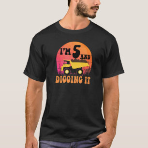 5th Birthday Construction Truck Kids I'm 5 & Diggi T-Shirt