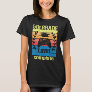5th Grade level complete Retro Graduation Video Ga T-Shirt