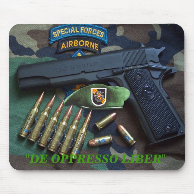 5th special forces fort campbell veteran  Mousepad (Front)