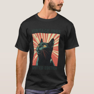 60 Years Old Gift Vintage 1965 Cat Lover 60th Birt T-Shirt