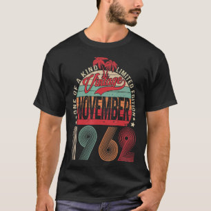60 Years Old Vintage November 1962 60th Birthday M T-Shirt