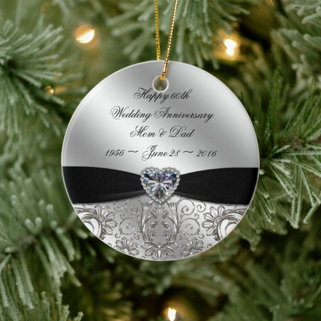 60th Diamond Wedding Anniversary Round Ornament (Tree)