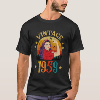 61Th Birthday Gift 61 Years Old For Women Retro Vi T-Shirt