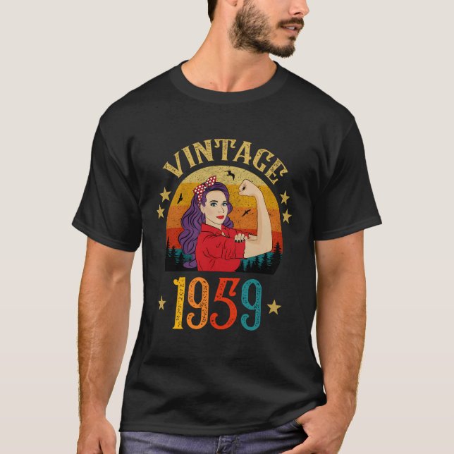 61Th Birthday Gift 61 Years Old For Women Retro Vi T-Shirt (Front)