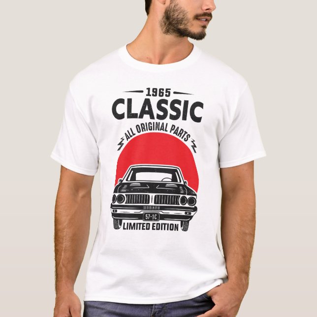 65 classic T-Shirt (Front)