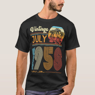 65 Years Old Birthday  Vintage July 1958 Women Men T-Shirt