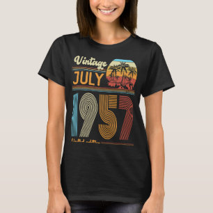 66 Years Old Birthday Vintage July 1957 Women Men T-Shirt