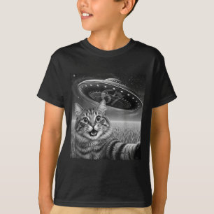 67 Cat Selfie With Alien Ufos Funny Cat Six Seven T-Shirt