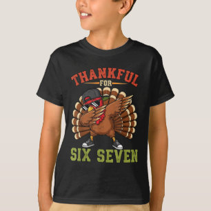 67 Thanksgiving Meme Funny Thankful Turkey Dabbing T-Shirt
