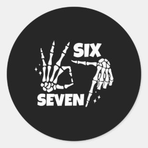6 7 Meme Funny Skeleton Hands Halloween Couples Si Classic Round Sticker
