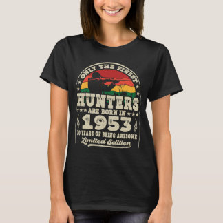 70 Year Old Deer Hunting Hunters Vintage 1953 70th T-Shirt