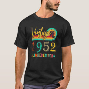 70 Year Old Vintage 1952  70th Birthday 70th T-Shirt
