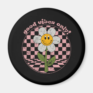 70's Retro Daisy Good Vibes Only Magnet